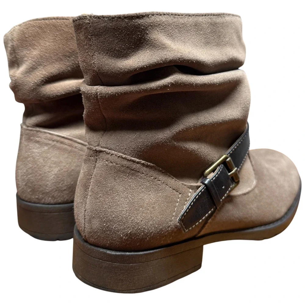 WHITE MOUNTAIN Nashville Women's 9 Brown Leather Boots Strap Buckle Casual - Picture 3 of 14